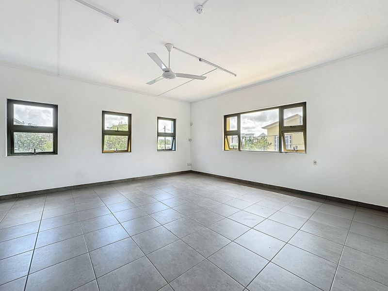 Mont Choisy Maison 5 pièces 379 m² Location