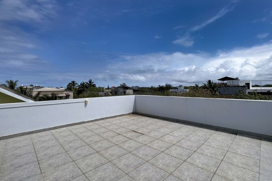 Mont Choisy Maison 5&nbsp;pièces 379&nbsp;m² Location