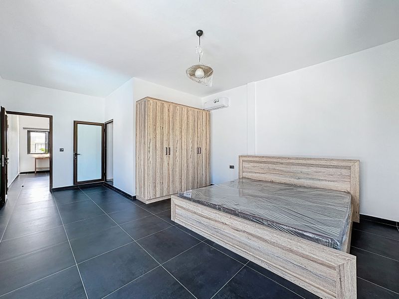 Calodyne House 4 rooms 242.75 m² Rental