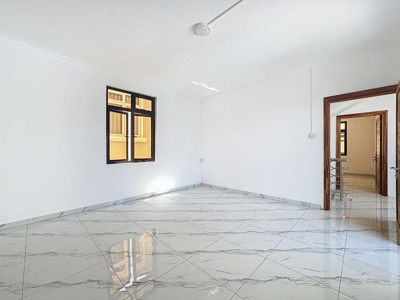 Trou aux Biches Maison 5 pièces 264.7 m² Vente