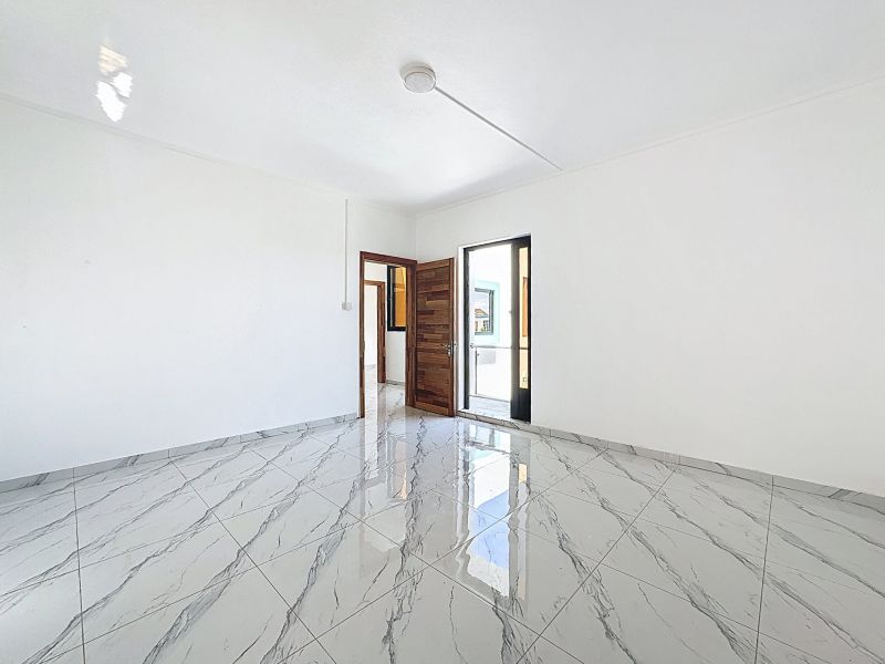 Trou aux Biches Maison 5 pièces 264.7 m² Vente