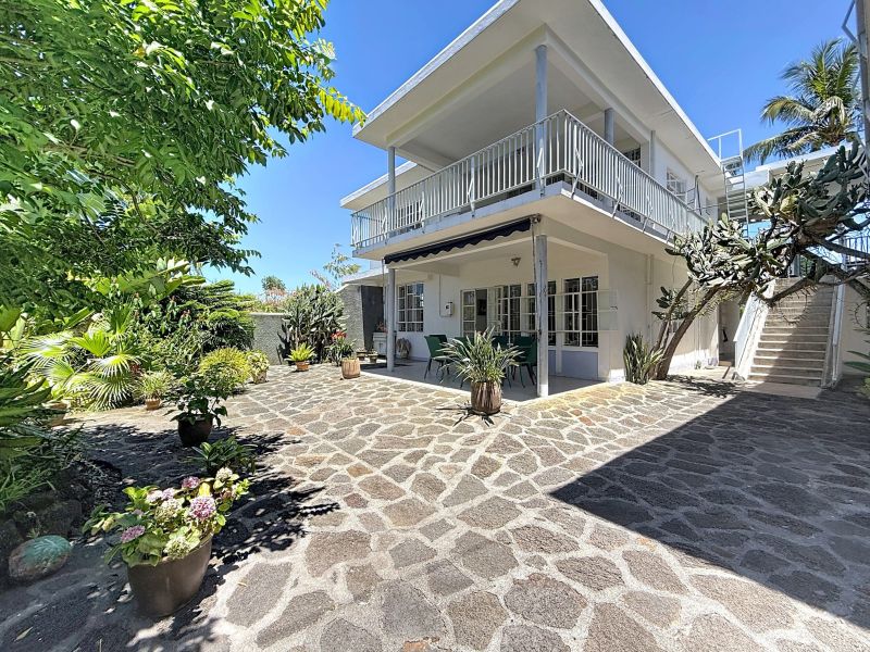 Roches Noires Maison 16 pièces 385 m² Vente