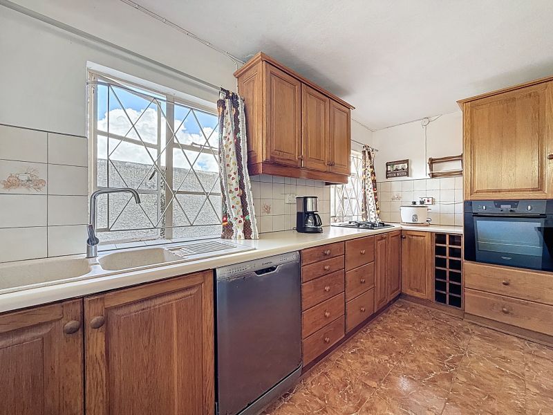 Roches Noires Maison 16 pièces 385 m² Vente