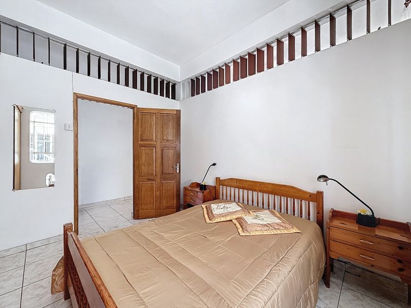 Roches Noires Maison 16 pièces 385 m² Vente