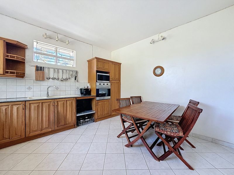 Roches Noires Maison 16 pièces 385 m² Vente