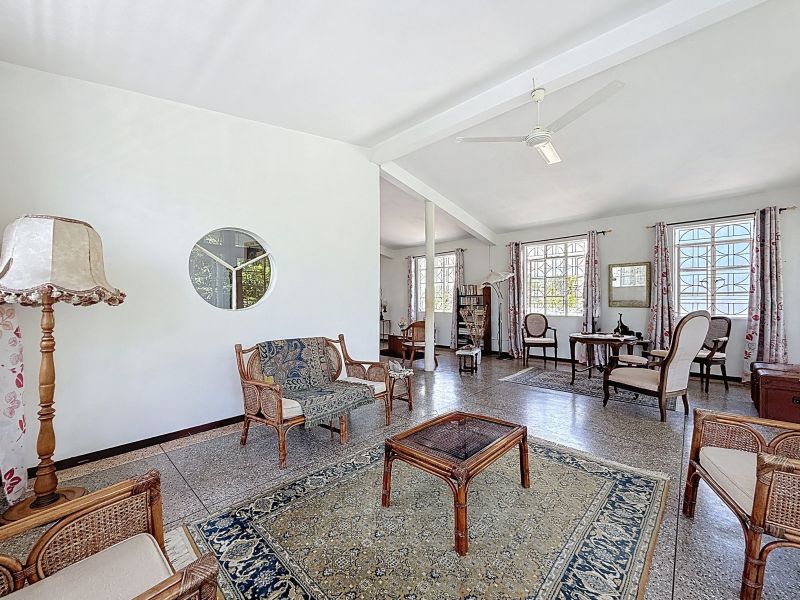 Roches Noires Maison 16 pièces 385 m² Vente