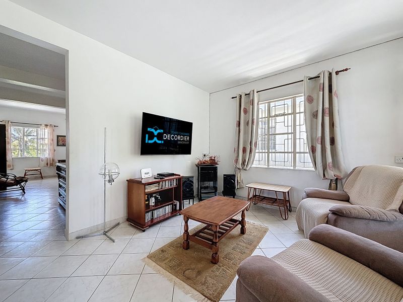 Roches Noires Maison 16 pièces 385 m² Vente