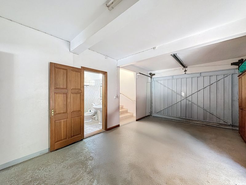 Roches Noires Maison 16 pièces 385 m² Vente