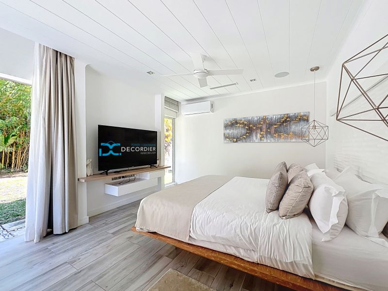 Grand Baie House 4 rooms 232 m² Sale