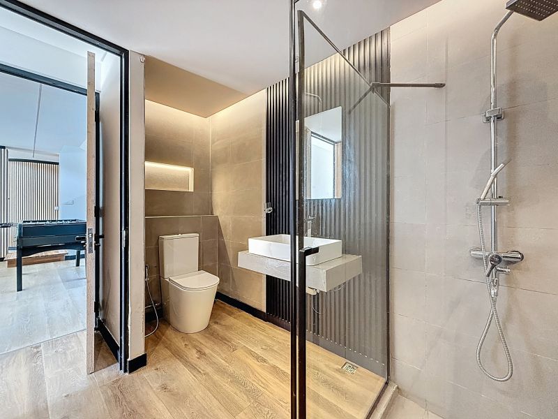 Calodyne Maison 5&nbsp;pièces 500&nbsp;m² Location