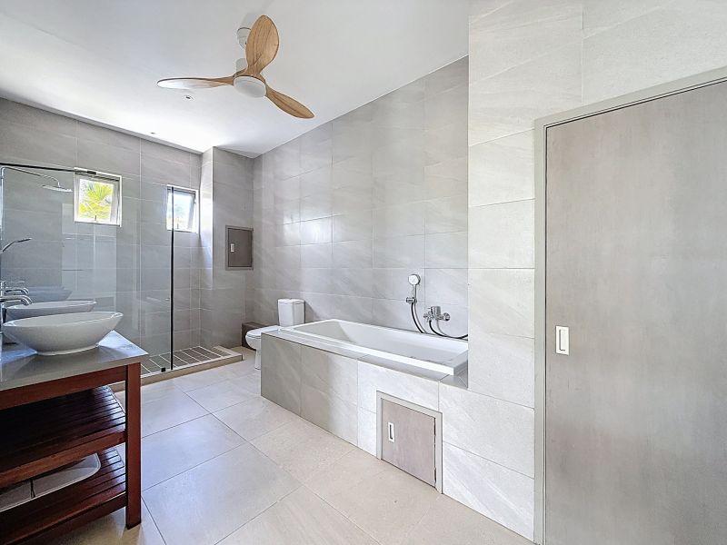 Grand Baie Maison 4&nbsp;pièces 282.6&nbsp;m² Vente