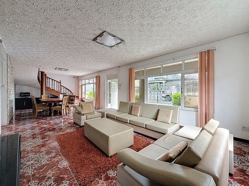 Quatre Bornes House 6&nbsp;rooms 240&nbsp;m² Sale