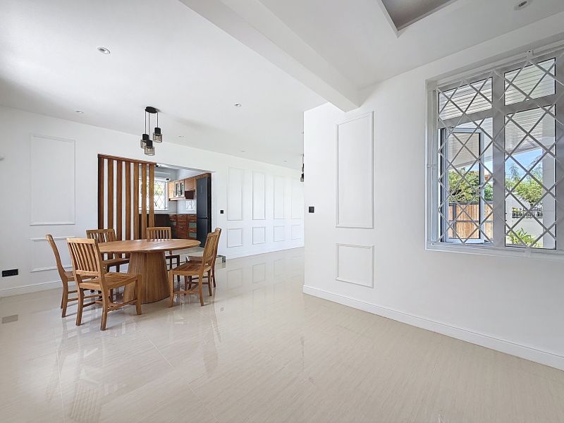 Flic en Flac Maison 7&nbsp;pièces 185.8&nbsp;m² Vente