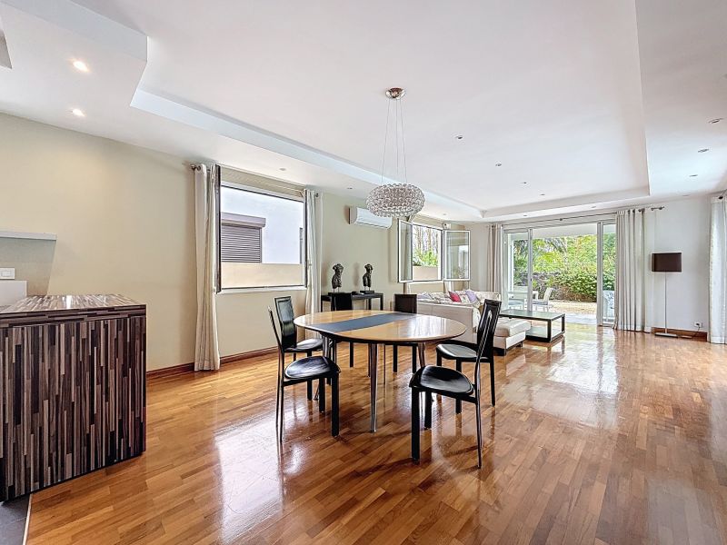 Balaclava House 5&nbsp;rooms 200&nbsp;m² Rental