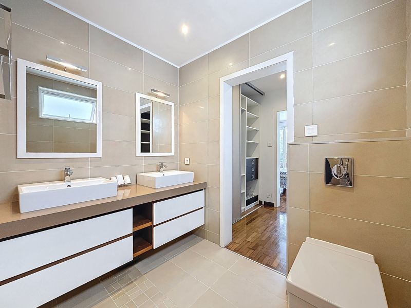 Balaclava House 5&nbsp;rooms 200&nbsp;m² Rental