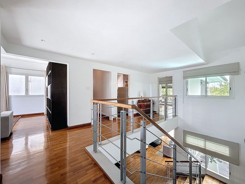 Balaclava House 5&nbsp;rooms 200&nbsp;m² Rental