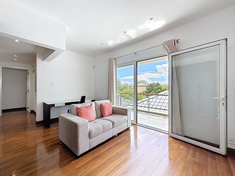 Balaclava House 5&nbsp;rooms 200&nbsp;m² Rental