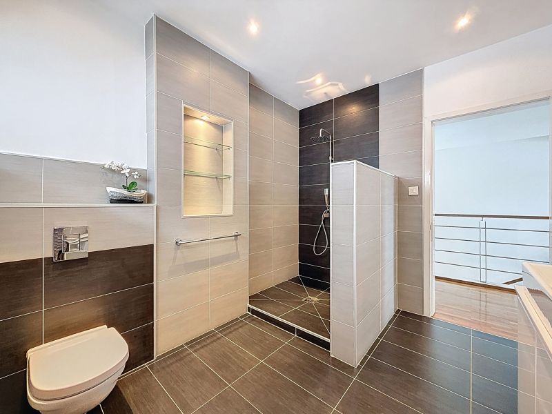 Balaclava House 5&nbsp;rooms 200&nbsp;m² Rental