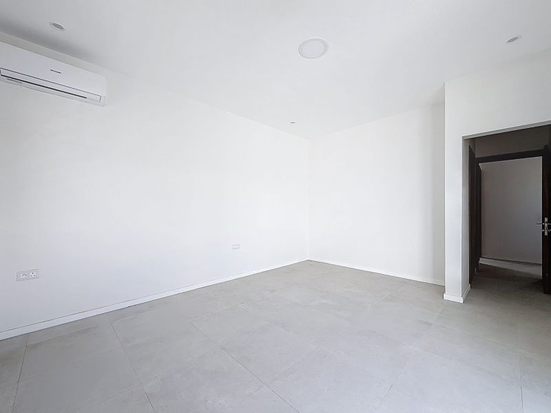 Petit Raffray Maison 4&nbsp;pièces 145&nbsp;m² Vente