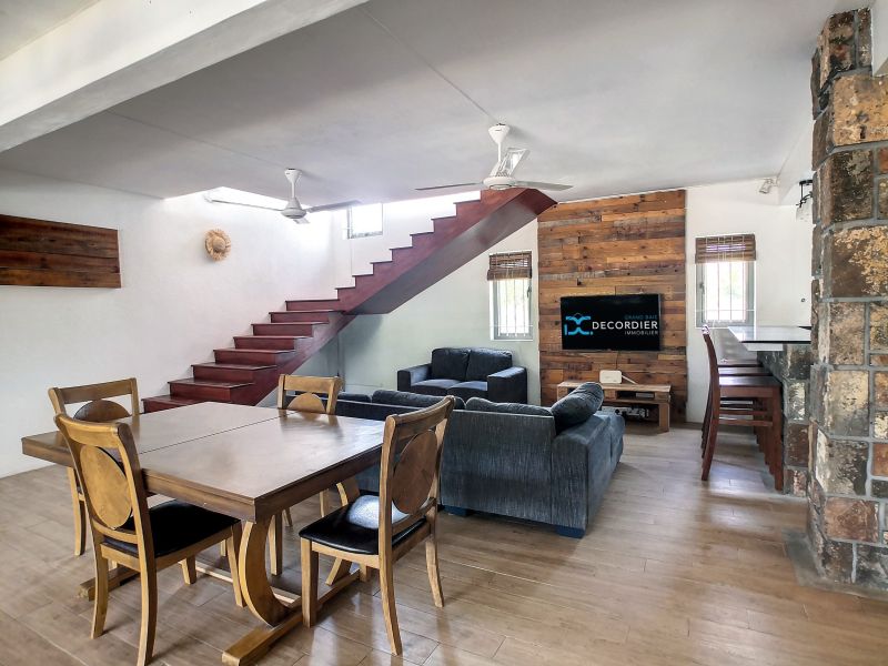 Petit Raffray Maison 4&nbsp;pièces 184.04&nbsp;m² Location