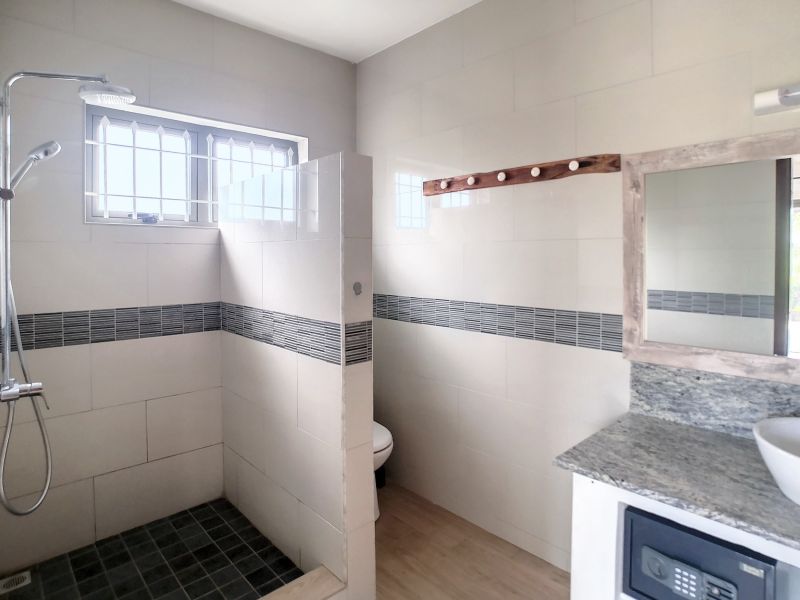 Petit Raffray Maison 4&nbsp;pièces 184.04&nbsp;m² Location