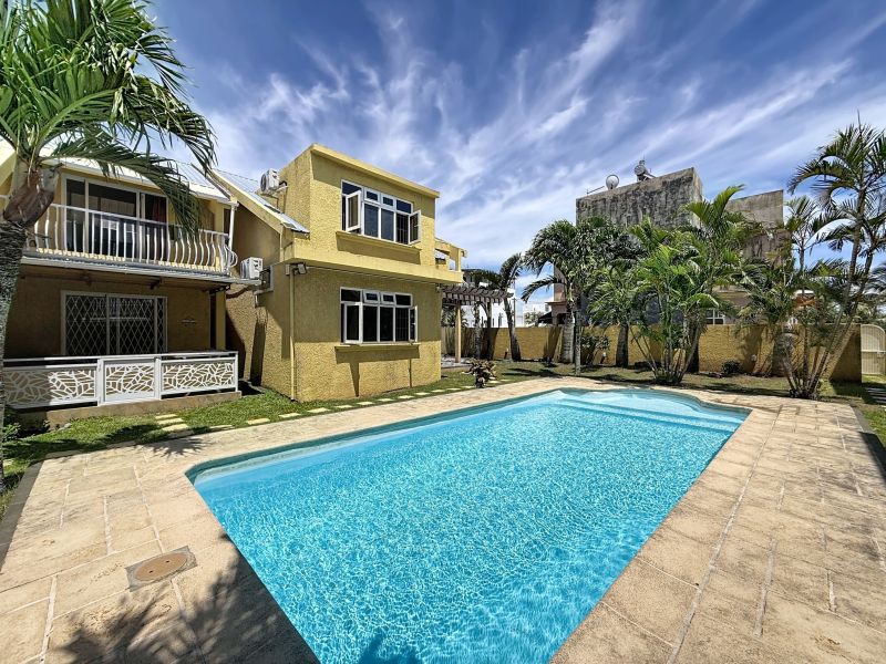 Grand Baie Maison 4&nbsp;pièces 136&nbsp;m² Vente