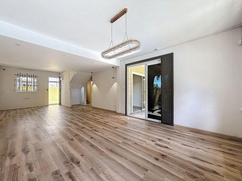 Grand Baie House 4&nbsp;rooms 136&nbsp;m² Sale