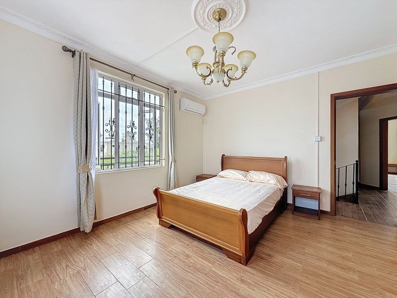 Pereybere House 10&nbsp;rooms 252&nbsp;m² Sale