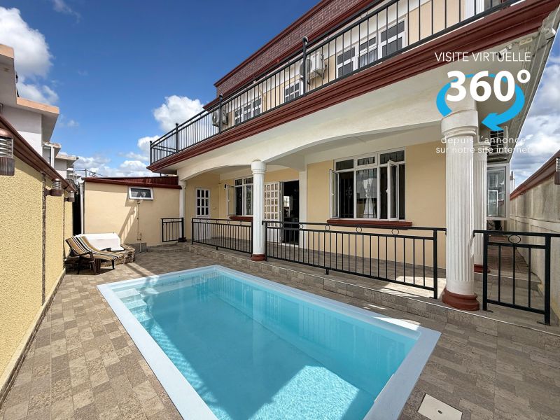 Pereybere Maison 10&nbsp;pièces 252&nbsp;m² Location