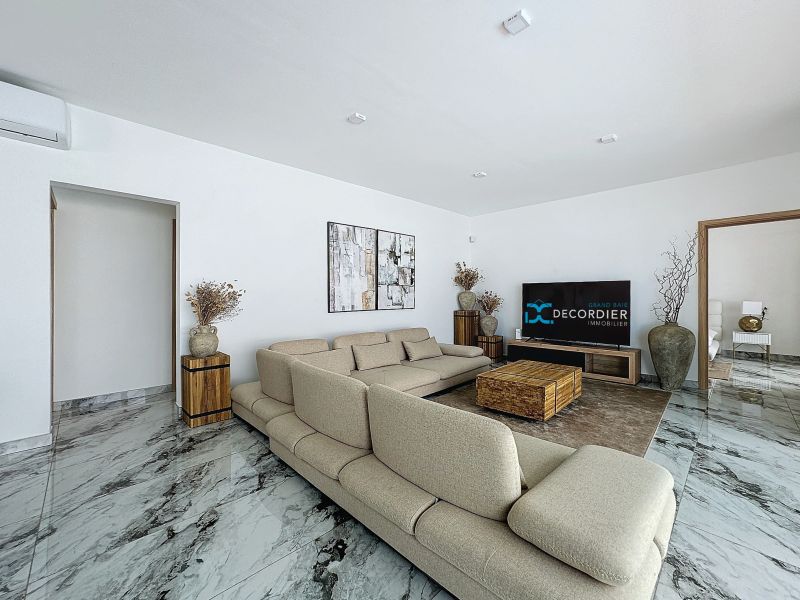 Grand Baie Maison 4&nbsp;pièces 150&nbsp;m² Vente