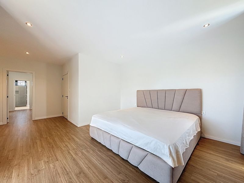 Albion Maison 6&nbsp;pièces 184&nbsp;m² Vente