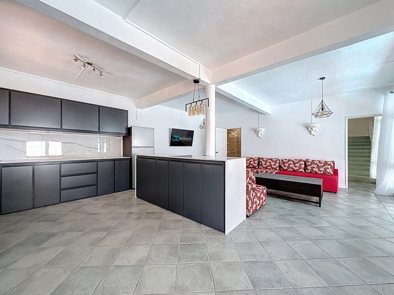 Pereybere Maison 5&nbsp;pièces 165&nbsp;m² Location