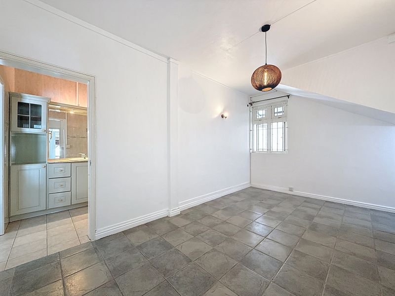 Pereybere Maison 5&nbsp;pièces 165&nbsp;m² Location