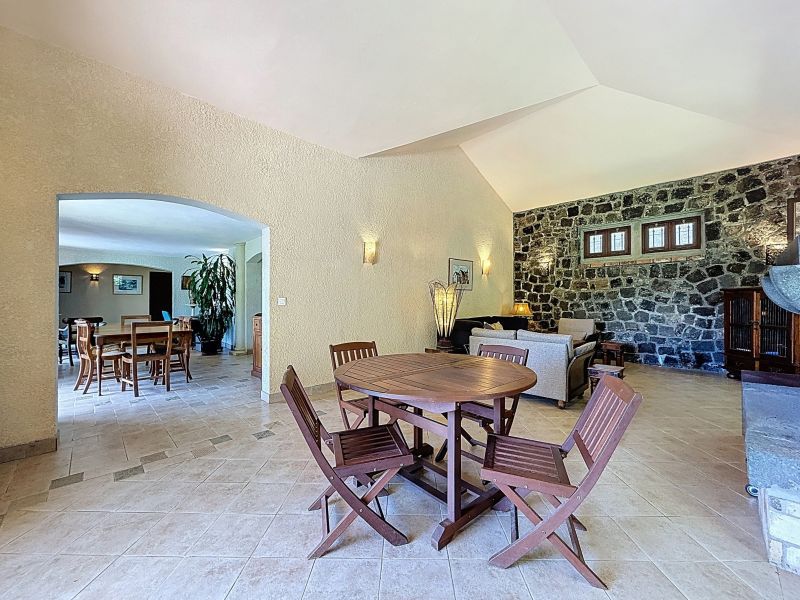 Floréal Maison 6&nbsp;pièces 441&nbsp;m² Vente