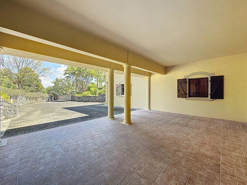 Floréal Maison 6&nbsp;pièces 441&nbsp;m² Vente