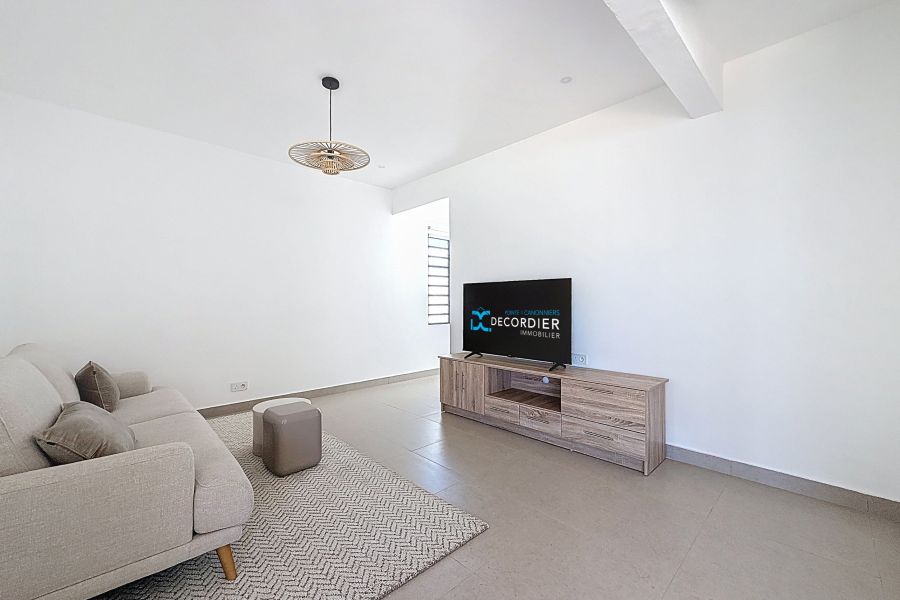 Petit Raffray House 4&nbsp;rooms 203&nbsp;m² Rental