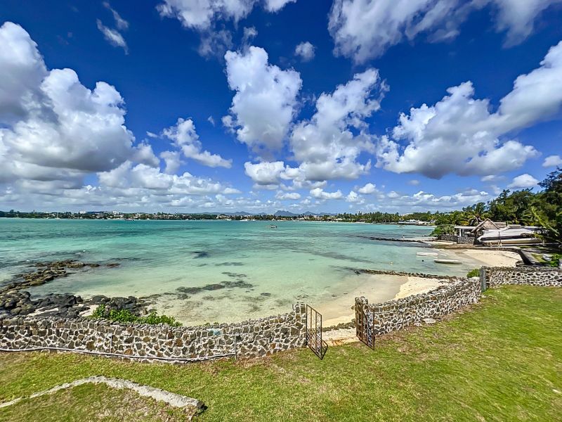 Grand Baie Maison 7&nbsp;pièces 180&nbsp;m² Location