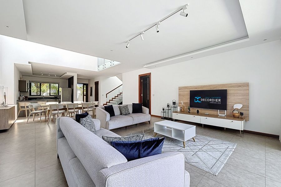 Grand Baie Maison 5&nbsp;pièces 345&nbsp;m² Vente