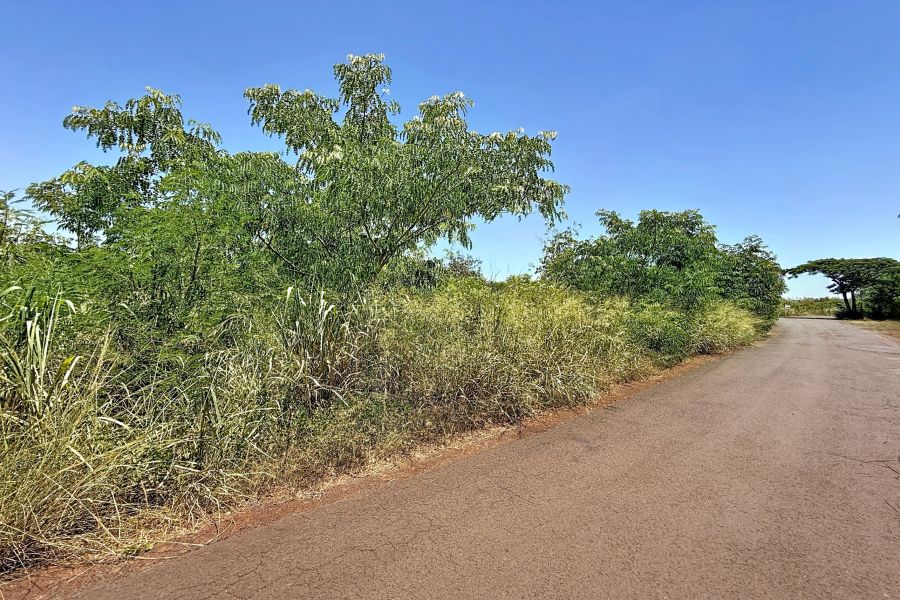 Balaclava Land 1.14&nbsp;ha Sale