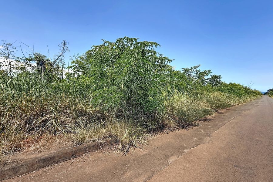 Balaclava Land 1.14&nbsp;ha Sale