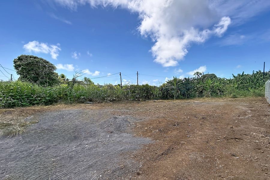Petit Raffray Land 316&nbsp;m² Sale