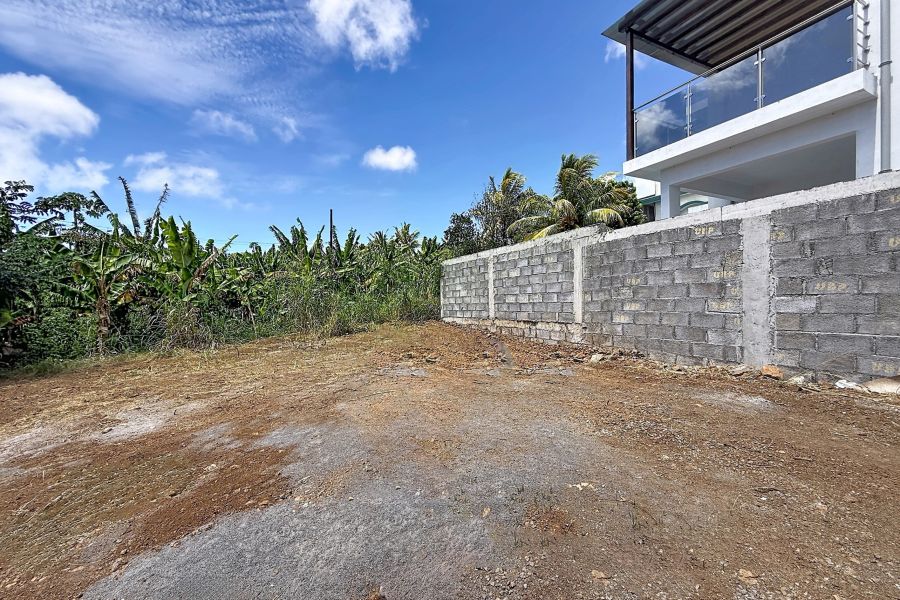 Petit Raffray Land 316&nbsp;m² Sale