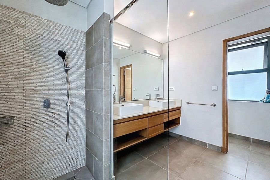 Grand Baie Maison 4&nbsp;pièces 147&nbsp;m² Vente