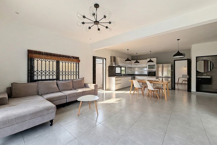 Grand Baie Maison 4&nbsp;pièces 145&nbsp;m² Vente