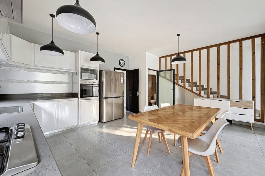 Grand Baie Maison 4&nbsp;pièces 145&nbsp;m² Vente