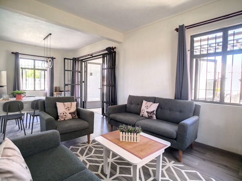 Grand Baie Maison 5&nbsp;pièces 185&nbsp;m² Location