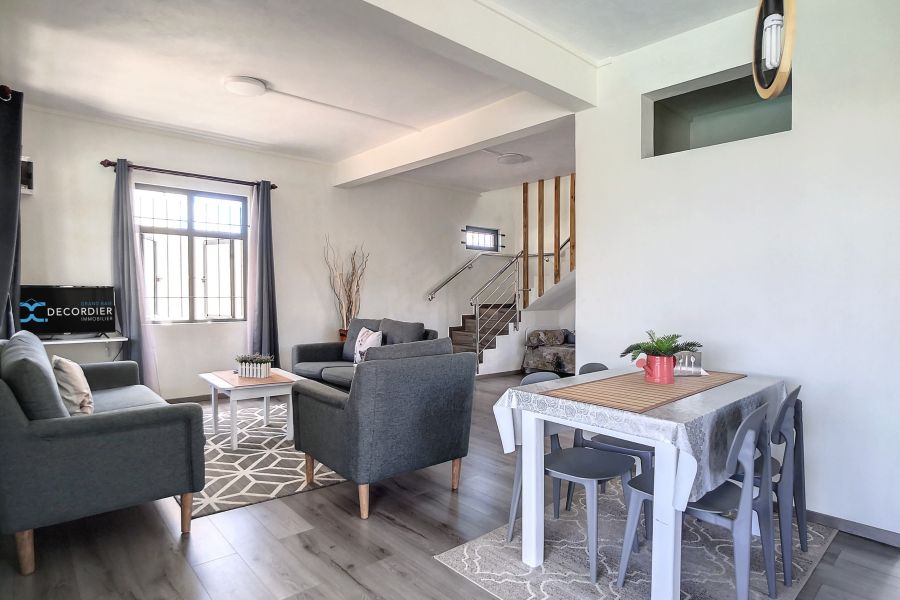 Grand Baie Maison 5&nbsp;pièces 185&nbsp;m² Location