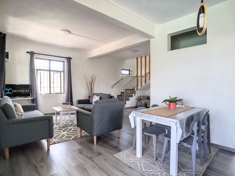 Grand Baie Maison 5&nbsp;pièces 185&nbsp;m² Location