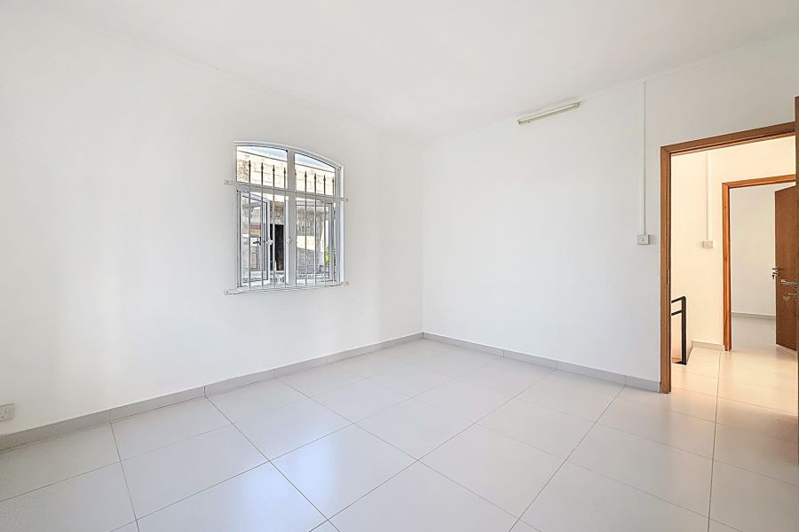 Pereybere Maison 6&nbsp;pièces 183&nbsp;m² Vente