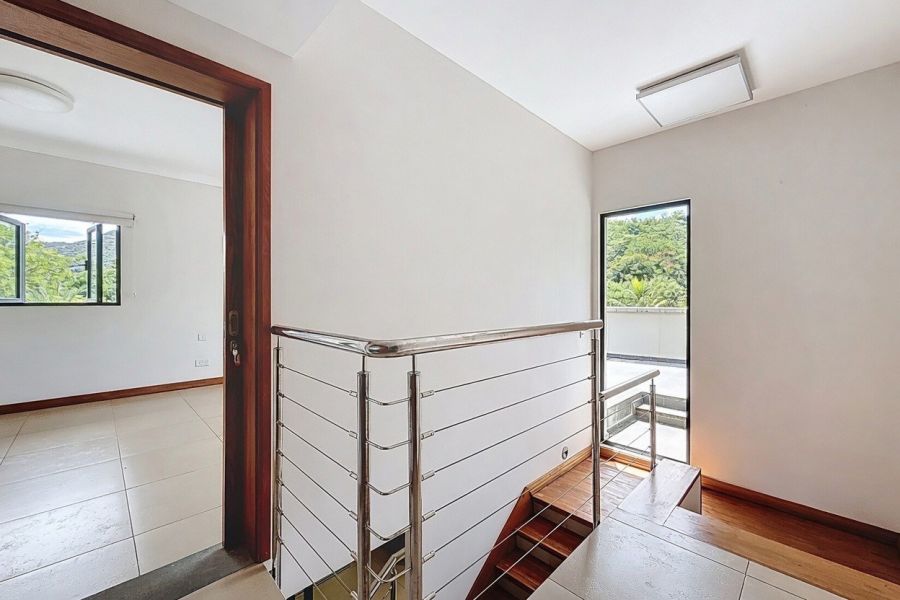 Rivière Noire Maison 6&nbsp;pièces 184&nbsp;m² Vente